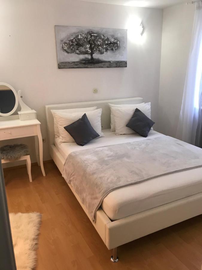 Appartamento House Niko Kaštela Esterno foto