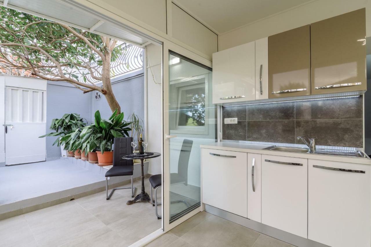 Appartamento House Niko Kaštela Esterno foto