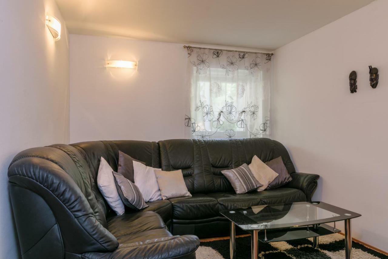 Appartamento House Niko Kaštela Esterno foto